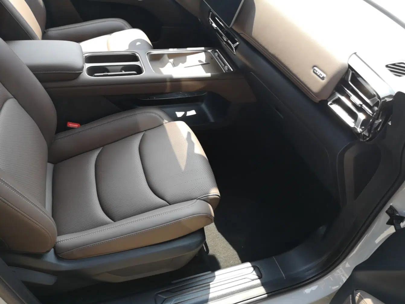 Wuling Starlight 730 2025 Model Plug-in Hybrid 125km Luxury Edition — миниатюра 23