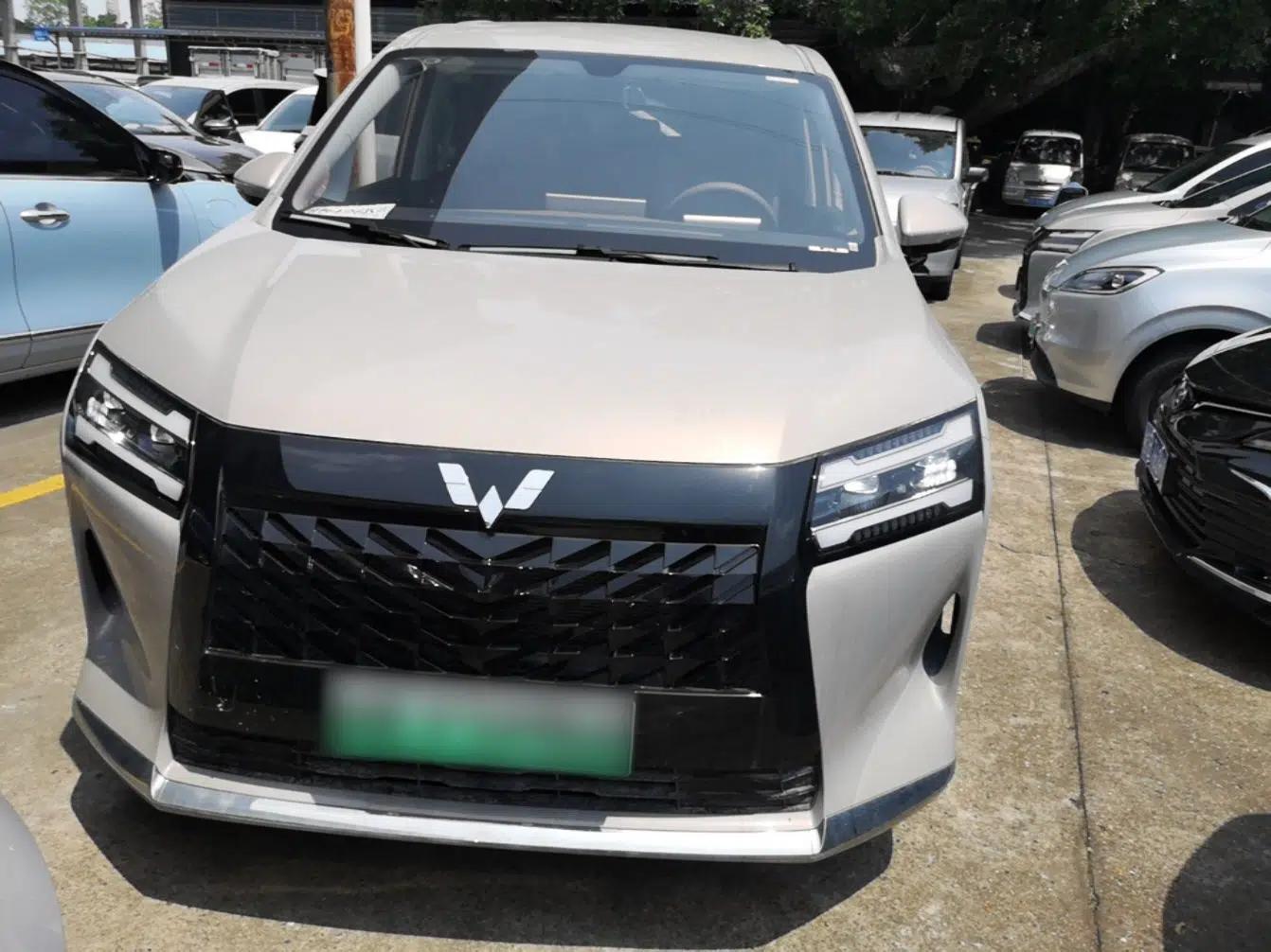 Wuling Starlight 730 2025 Model Plug-in Hybrid 125km Luxury Edition — миниатюра 2