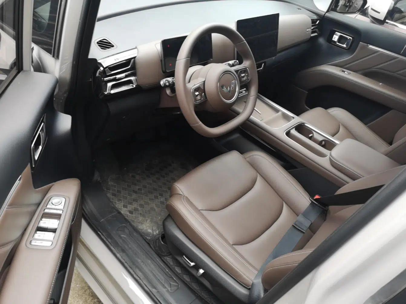 Wuling Starlight 730 2025 Model Plug-in Hybrid 125km Luxury Edition — миниатюра 19