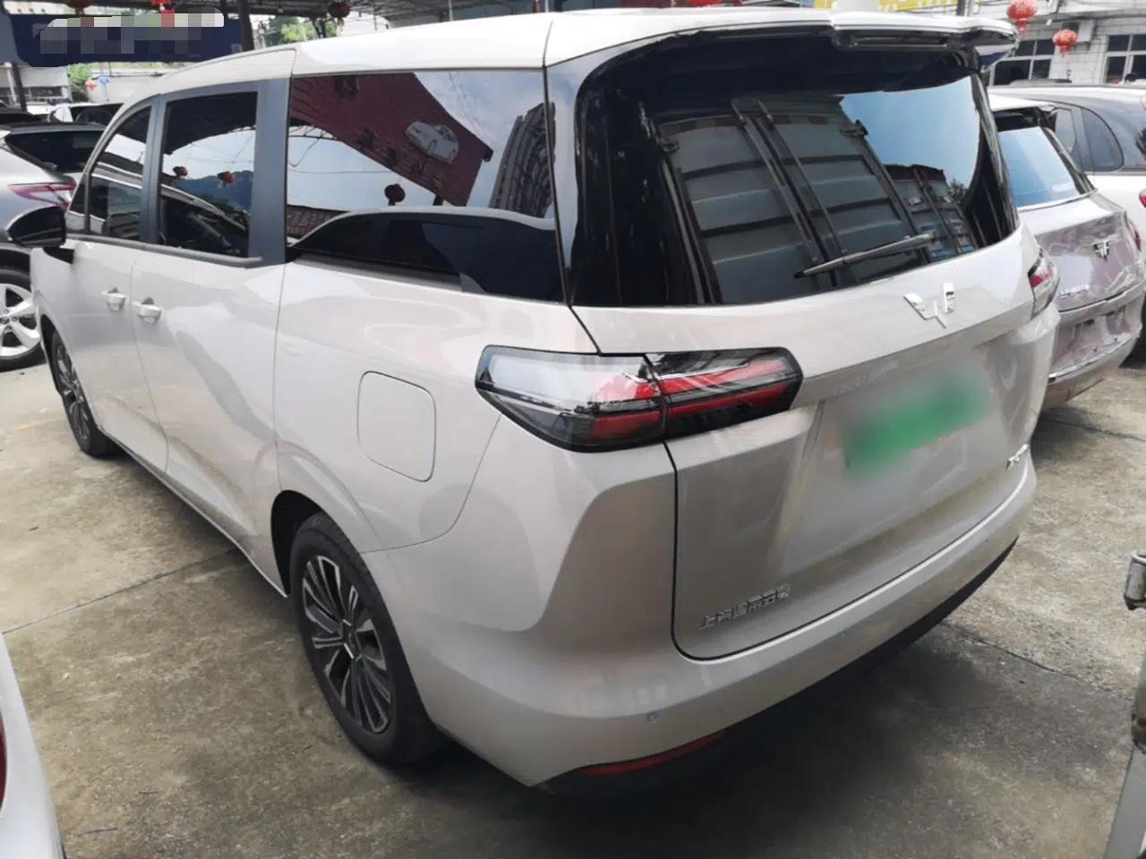 Wuling Starlight 730 2025 Model Plug-in Hybrid 125km Luxury Edition — миниатюра 4