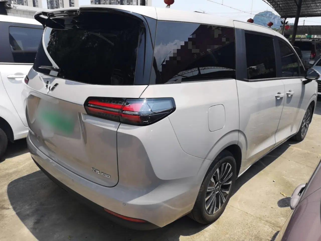 Wuling Starlight 730 2025 Model Plug-in Hybrid 125km Luxury Edition — миниатюра 6