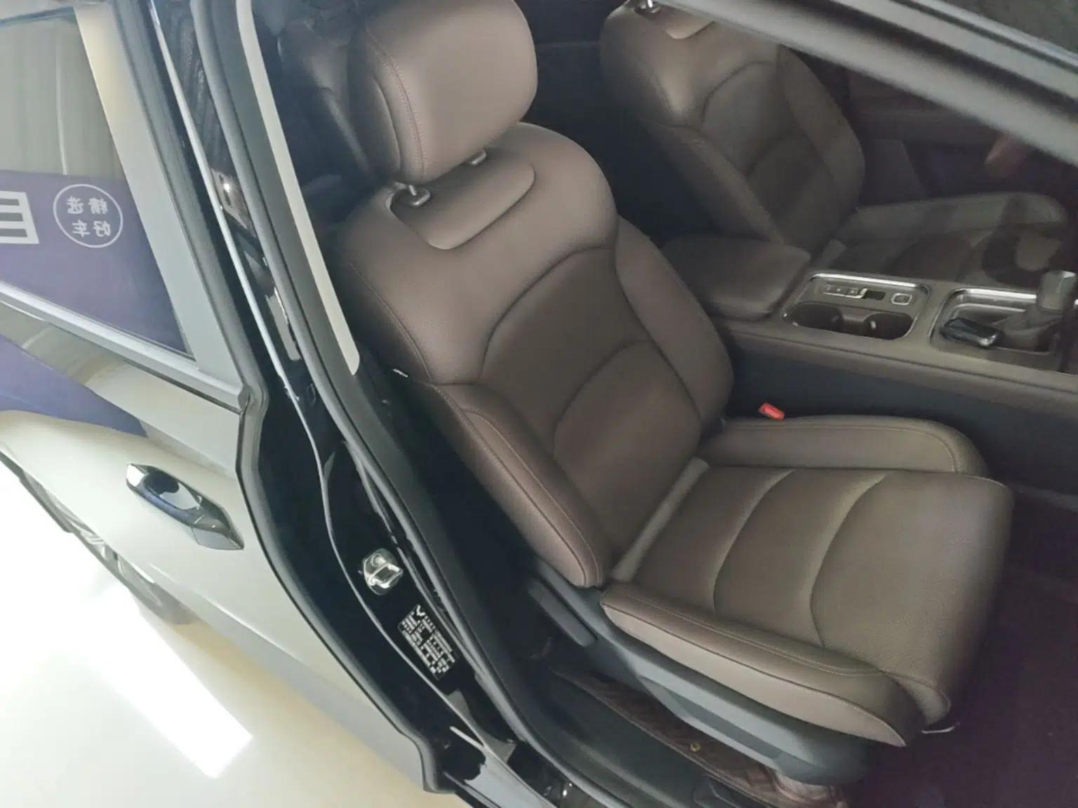 Wuling 730 2025 Model 1.5T CVT Elite Edition — миниатюра 23