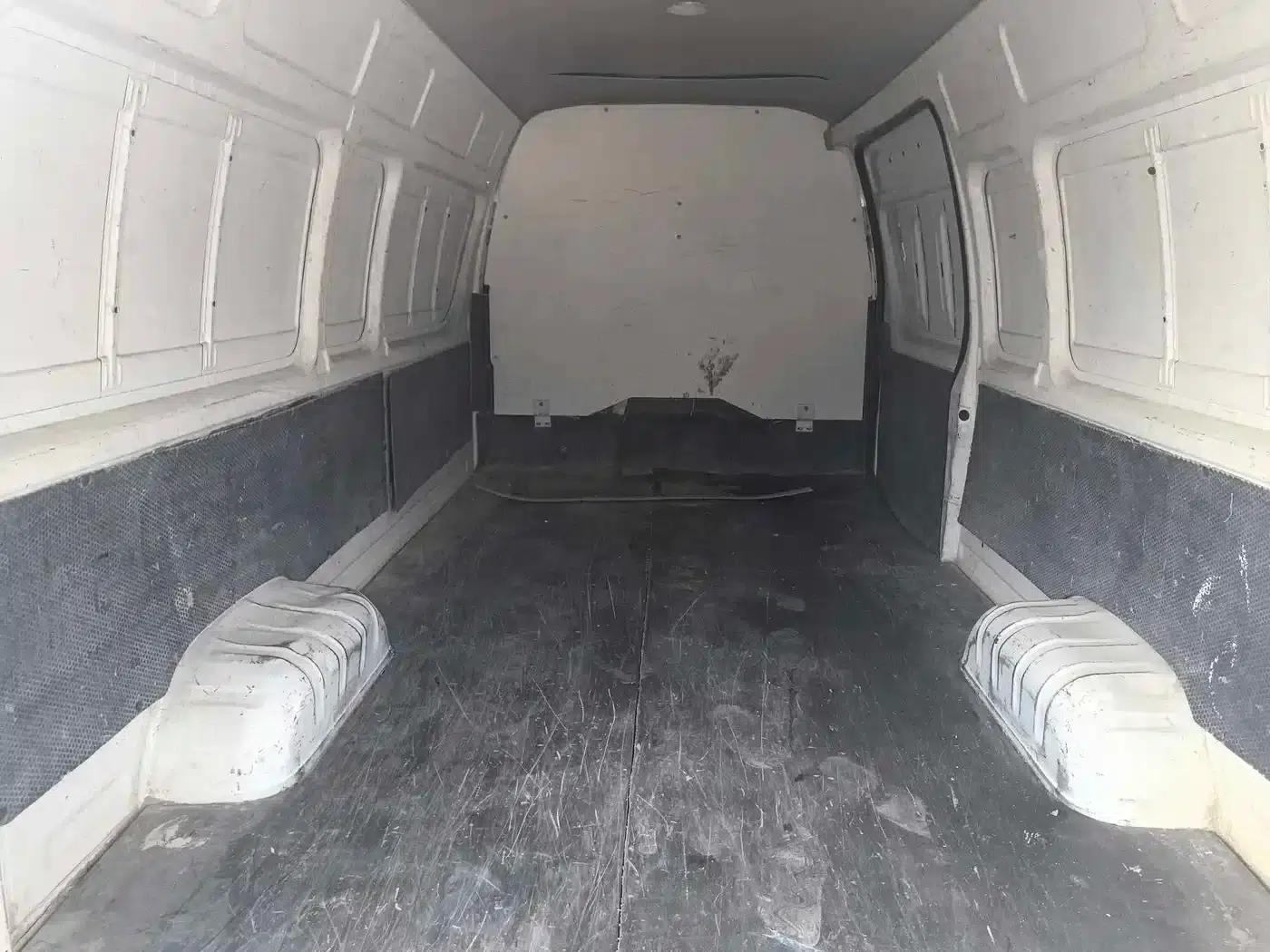 Fengjing G9 2021 2.4L Gasoline Commercial Vehicle Long Wheelbase High Roof 2-Seat Van 4K22D4M — миниатюра 6