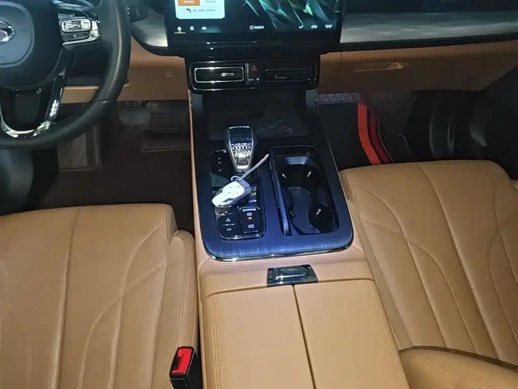 Trumpchi ES9 2024 PHEV 143km Pro+ — миниатюра 14