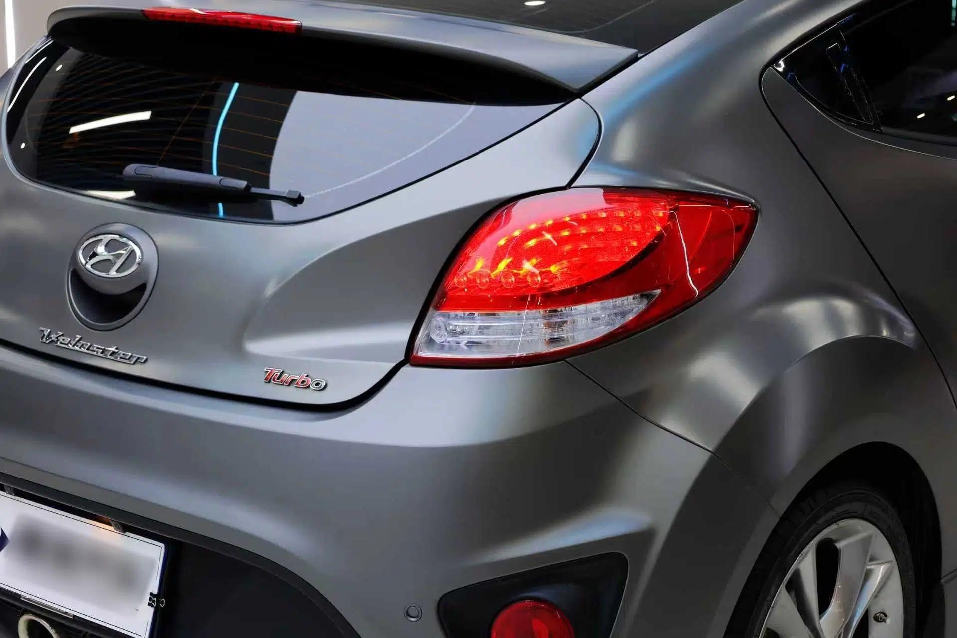 Hyundai Veloster 2015 1.6T Automatic Luxury Edition — миниатюра 15