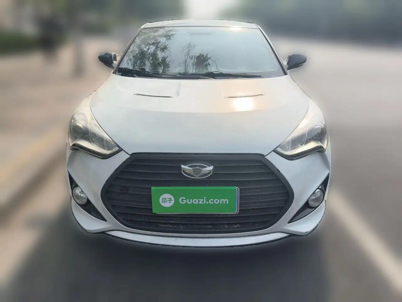 Hyundai Veloster 2012 1.6T Automatic Luxury Edition — миниатюра 2