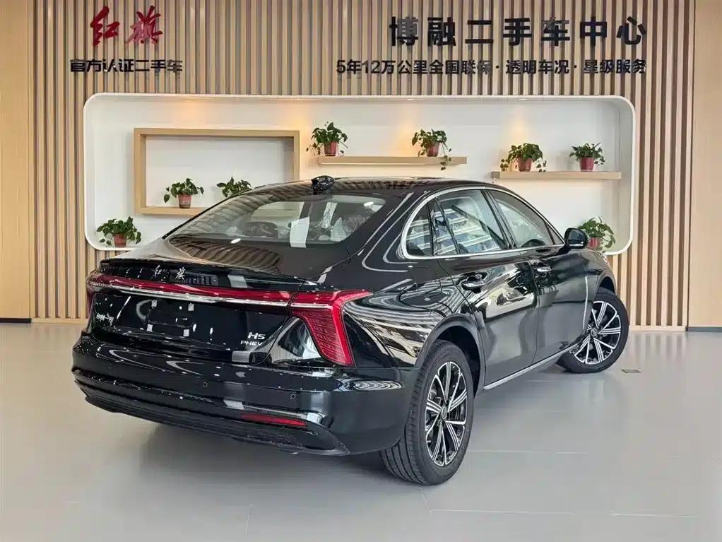 Hongqi H5 PHEV 2025 130 Super Hybrid Edition — миниатюра 2