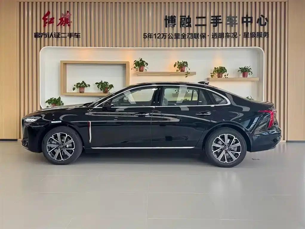 Hongqi H5 PHEV 2025 130 Super Hybrid Edition — миниатюра 3