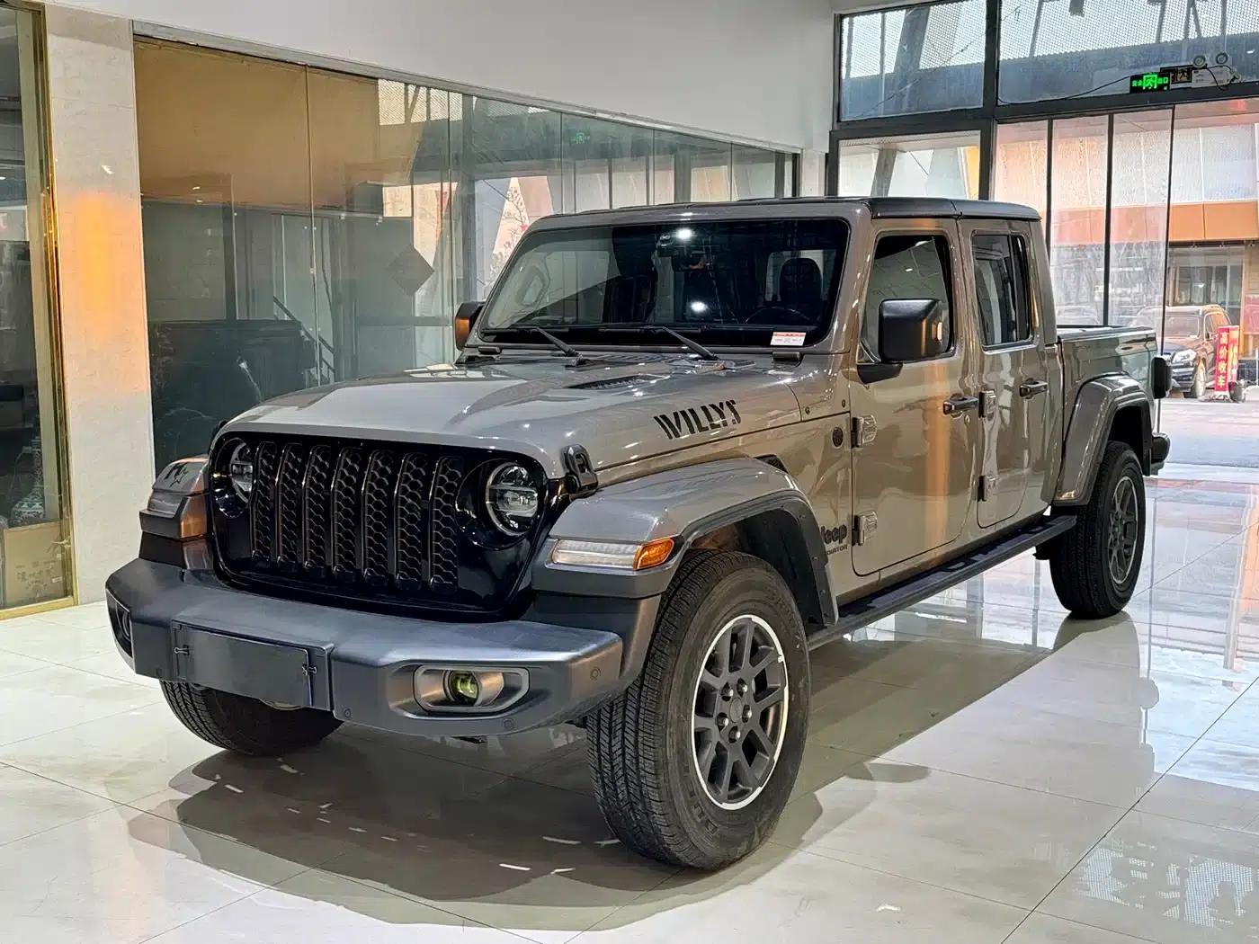 Gladiator 2022 3.6L First Edition — миниатюра 1