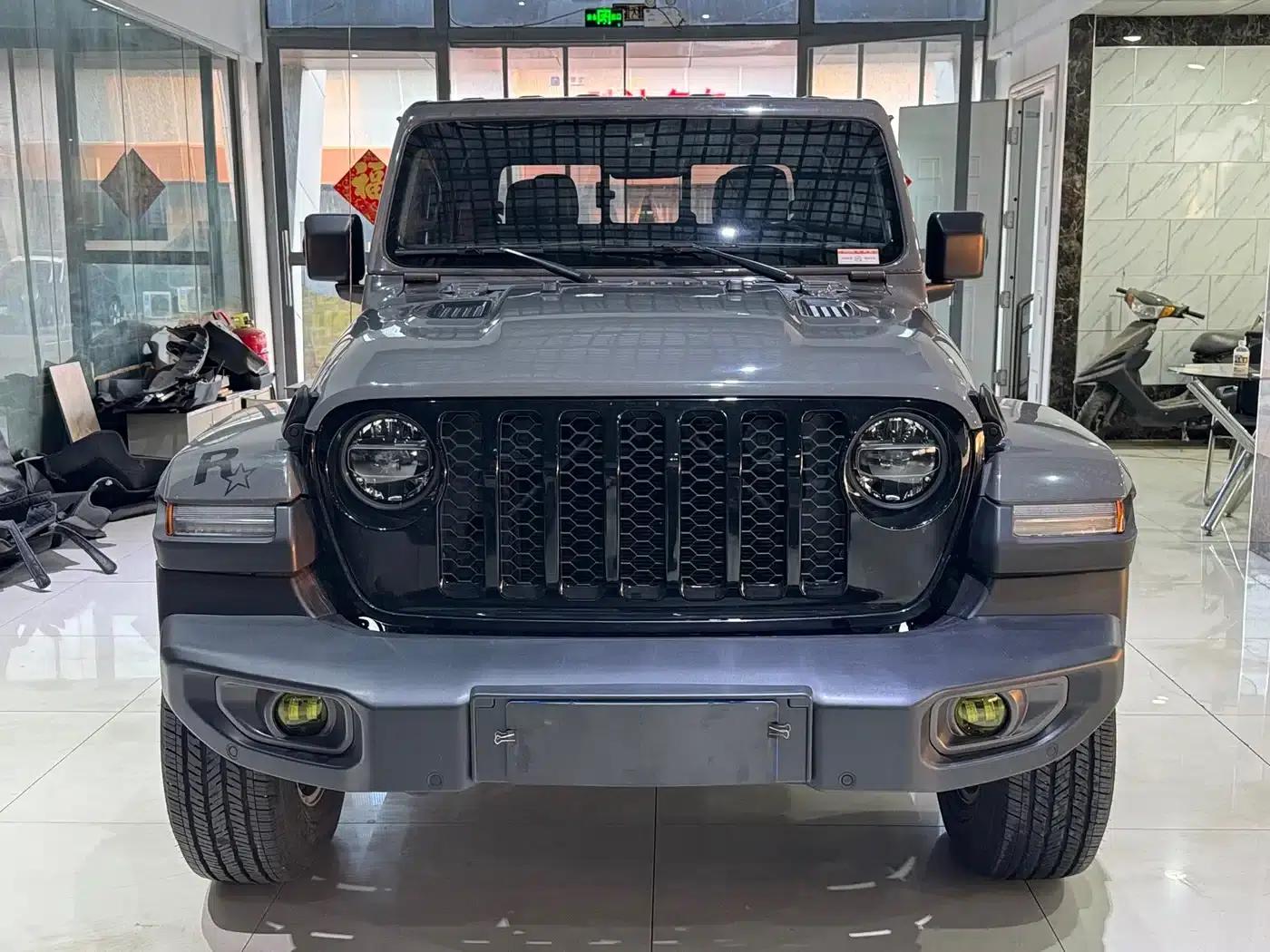 Gladiator 2022 3.6L First Edition — миниатюра 2