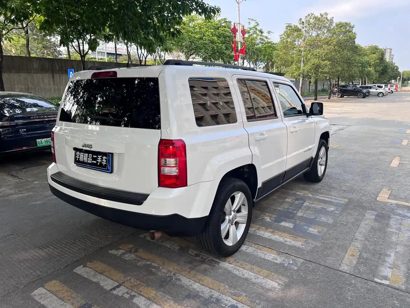 2014 Jeep Compass 2.0L Sport Enhanced Edition — миниатюра 6