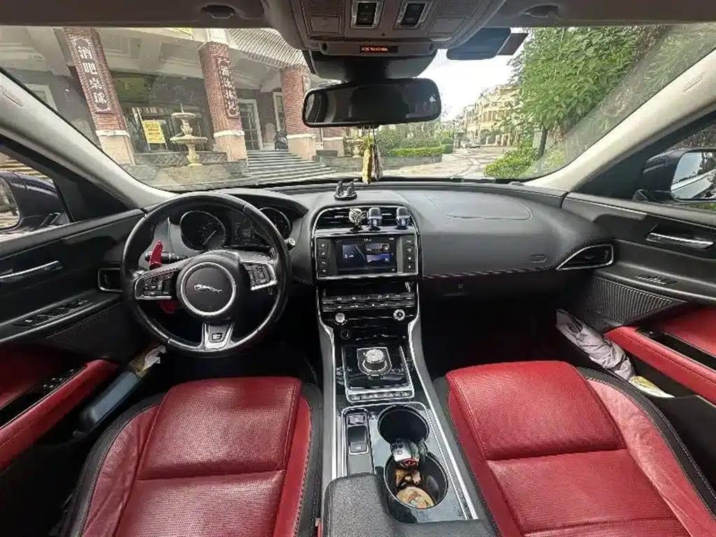 Jaguar XE 2017 2.0T 200PS R-Sport — миниатюра 9