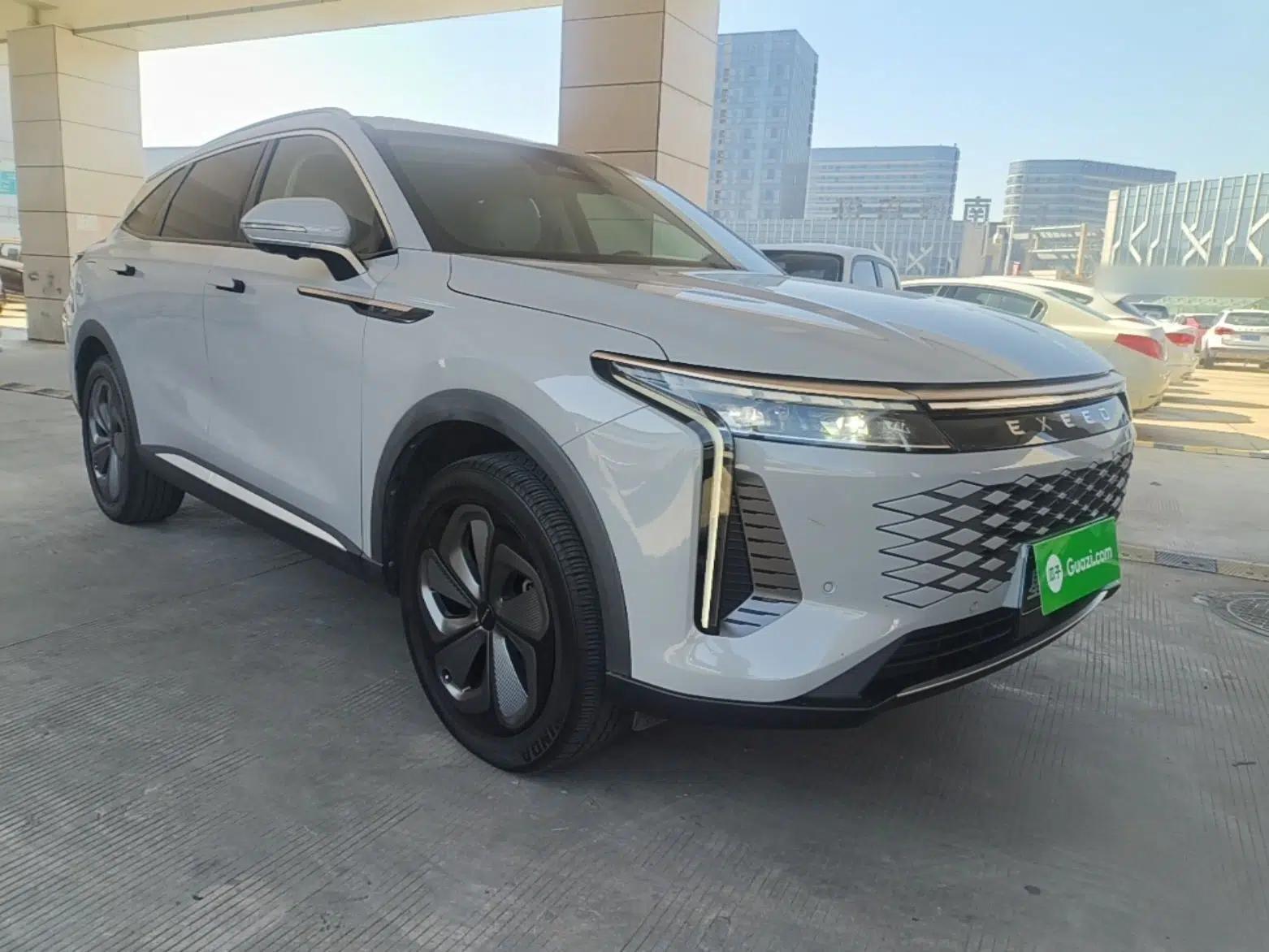 EXEED Stellar 2023 400T Four-Wheel Drive Luxury Edition — миниатюра 3