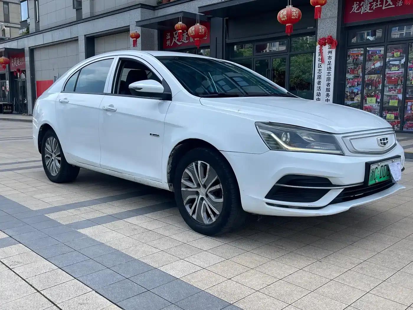 Geely Emgrand EV450 Progressive (2018 Model) — миниатюра 3