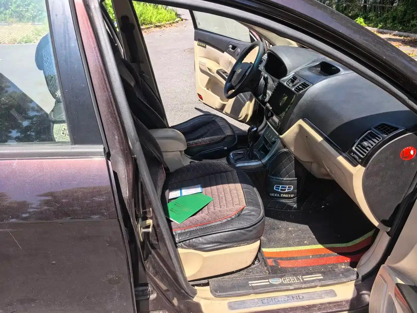 Geely Emgrand Classic 2013 Sedan 1.5L Manual Elite — миниатюра 9