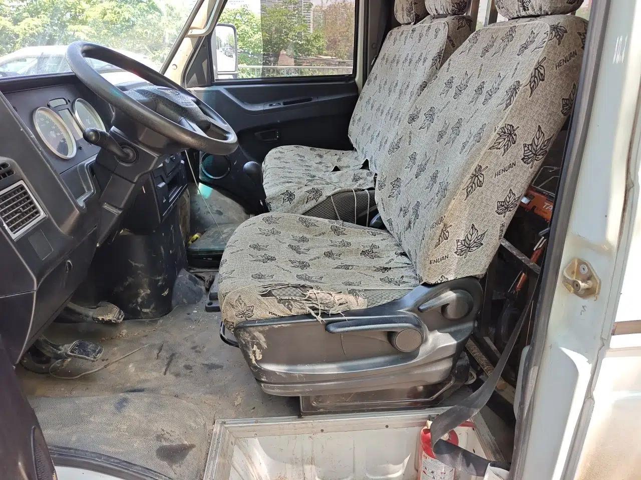 Iveco Daily 2017 2.5T A35 Passenger Van 5-7 Seats Model 47Z5 — миниатюра 16