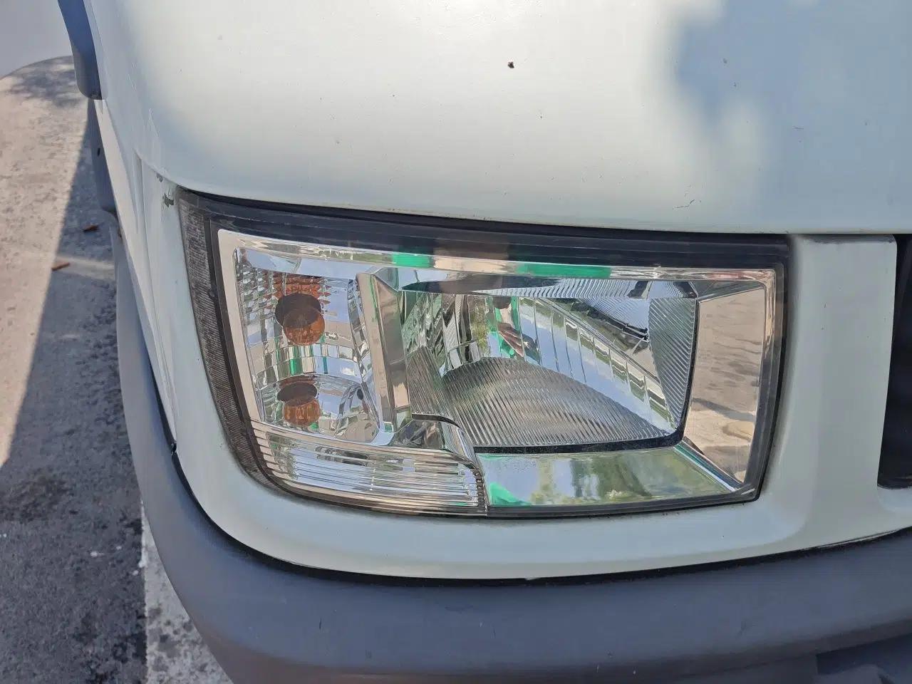 Iveco Daily 2017 2.5T A35 Passenger Van 5-7 Seats Model 47Z5 — миниатюра 7