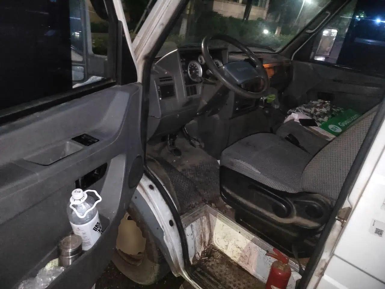 Iveco Daily 2017 2.5T A35 Passenger Van 5-7 Seats Model 47Z5 — миниатюра 17