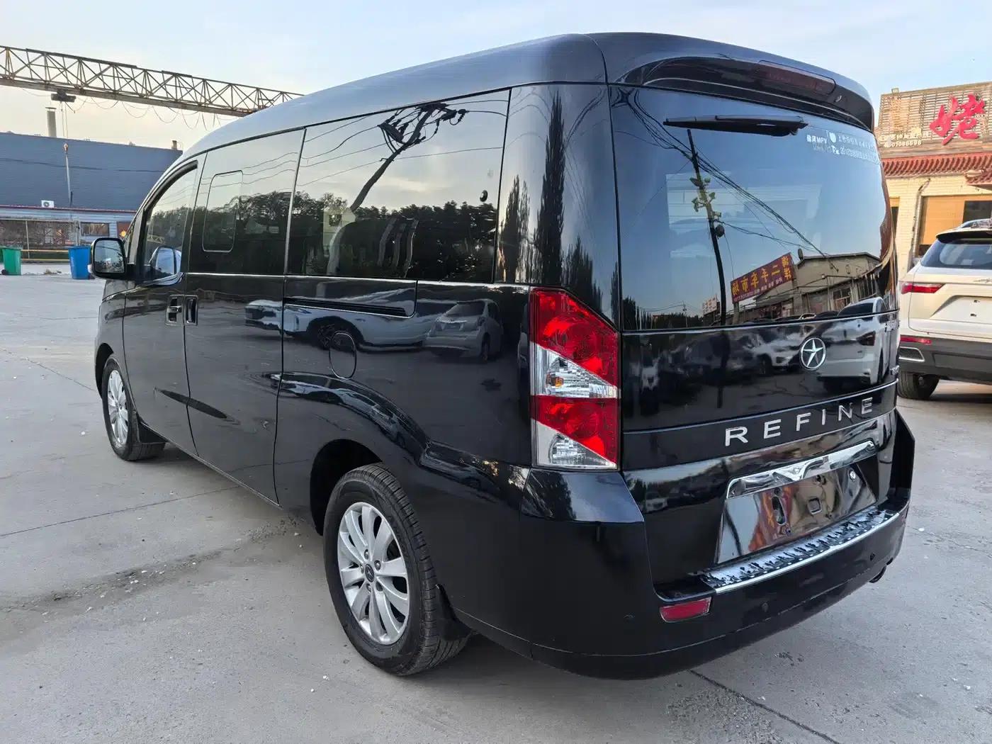 Refine M5 2017 2.0T Gasoline Automatic Premium Edition — миниатюра 5