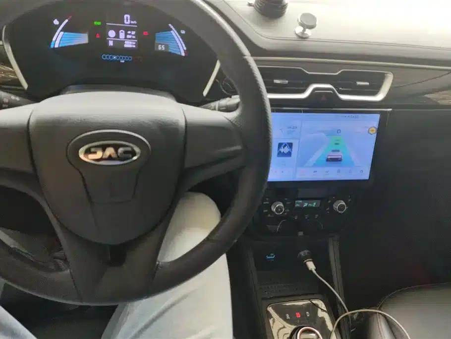 JAC iEVA50 2021 Battery Swapping Comfort Edition — миниатюра 12