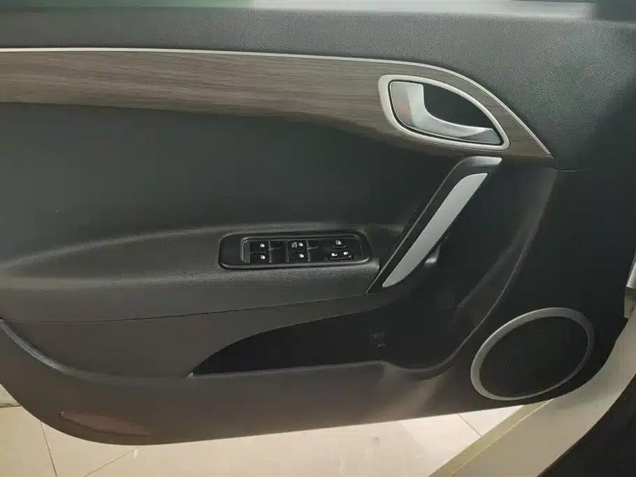 JAC iEVA50 2021 Battery Swapping Comfort Edition — миниатюра 7