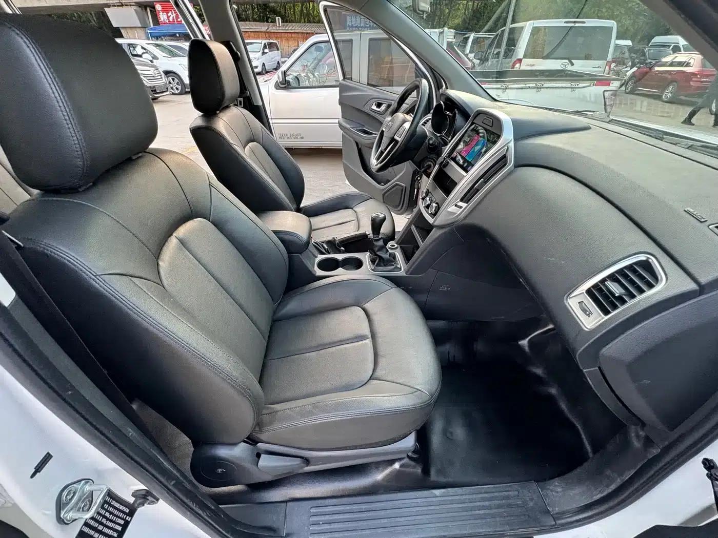 Baodian 2020 2.5T Diesel 2WD Premium Edition Standard Wheelbase JX4D25A6L — миниатюра 13