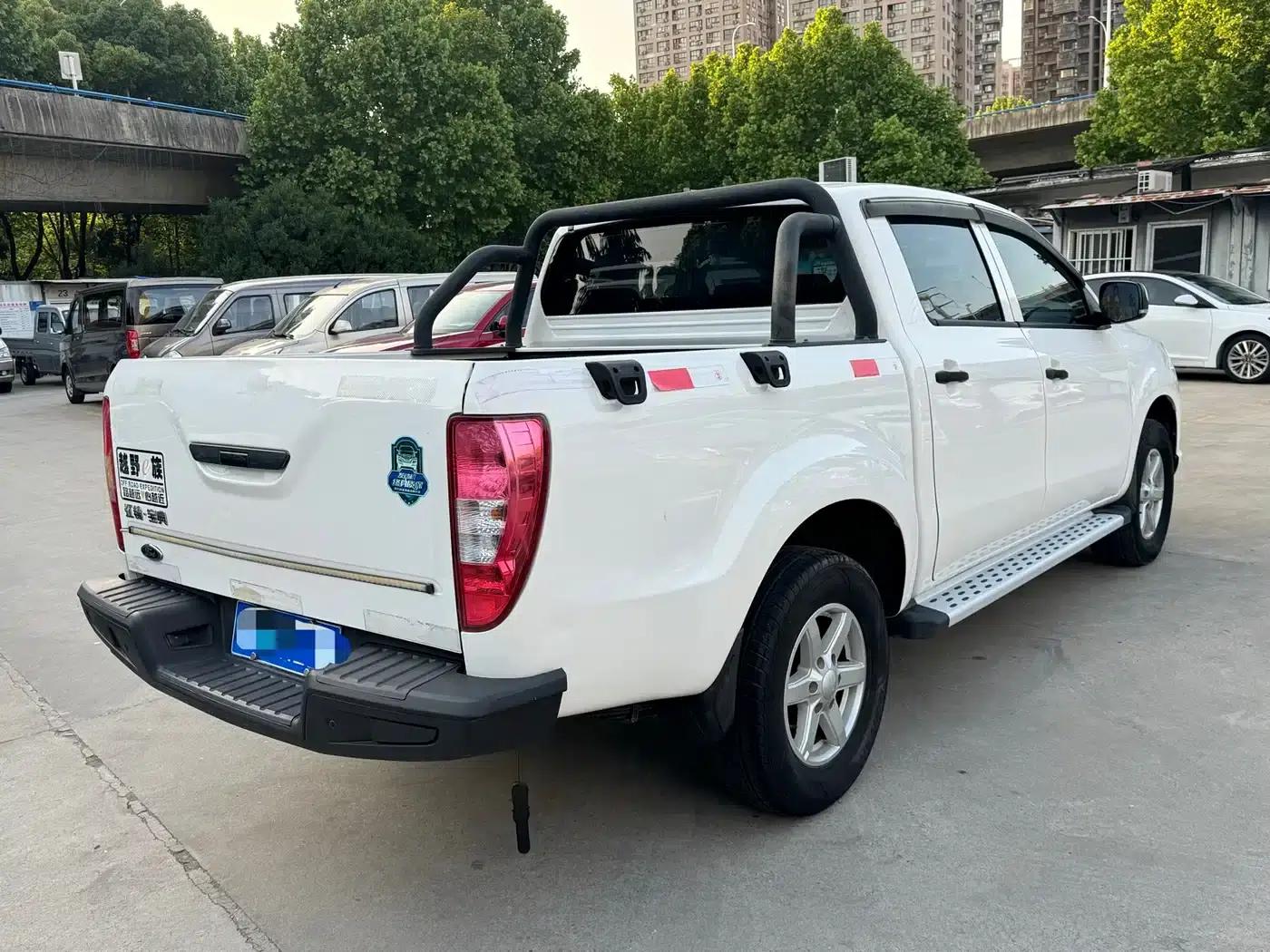 Baodian 2020 2.5T Diesel 2WD Premium Edition Standard Wheelbase JX4D25A6L — миниатюра 4