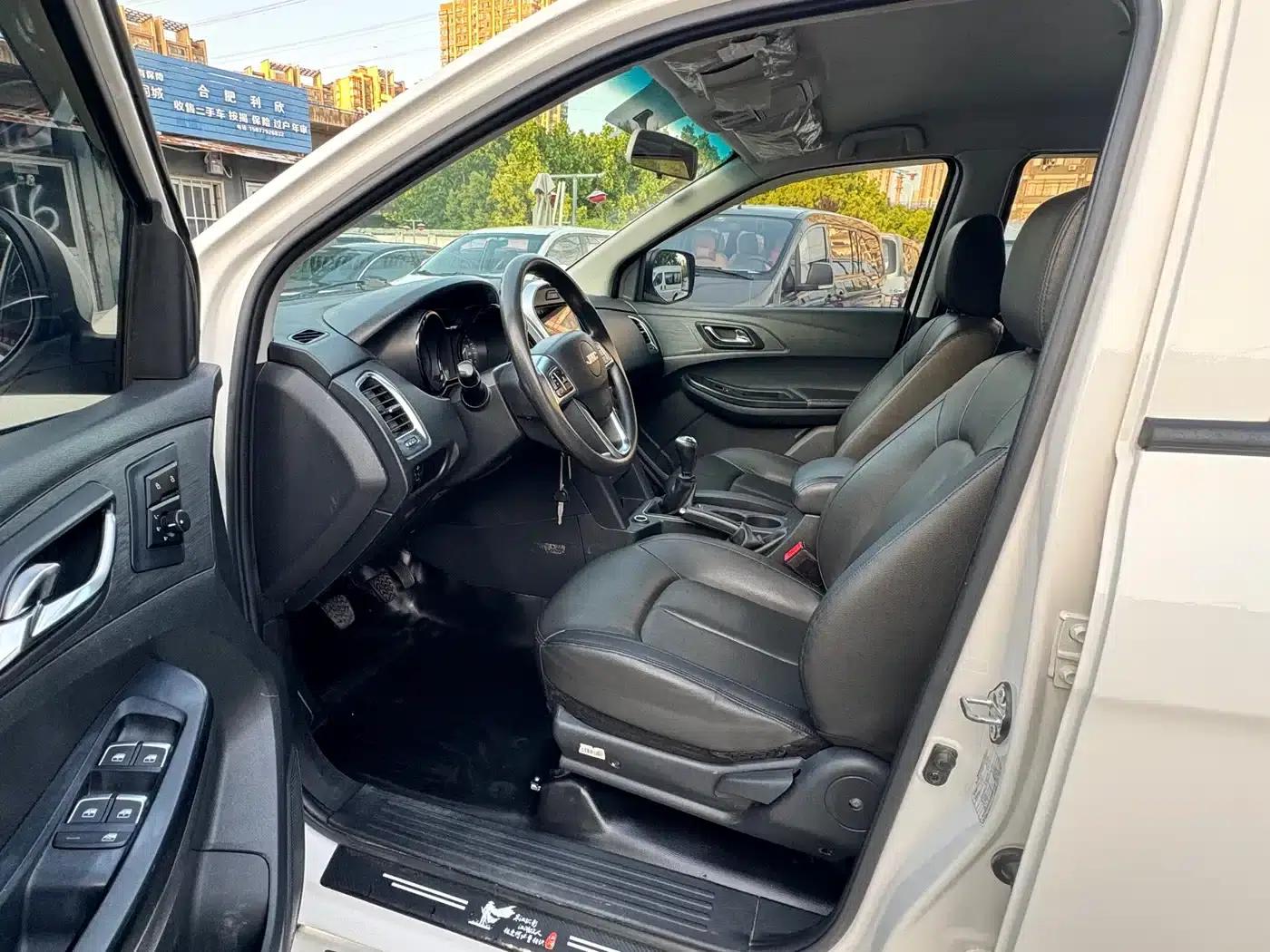Baodian 2020 2.5T Diesel 2WD Premium Edition Standard Wheelbase JX4D25A6L — миниатюра 5