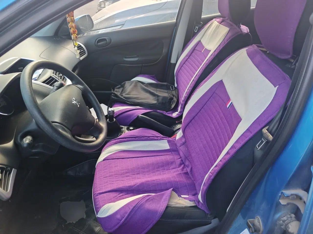 Peugeot 207 2011 Sedan 1.4L Manual Yule Edition — миниатюра 16