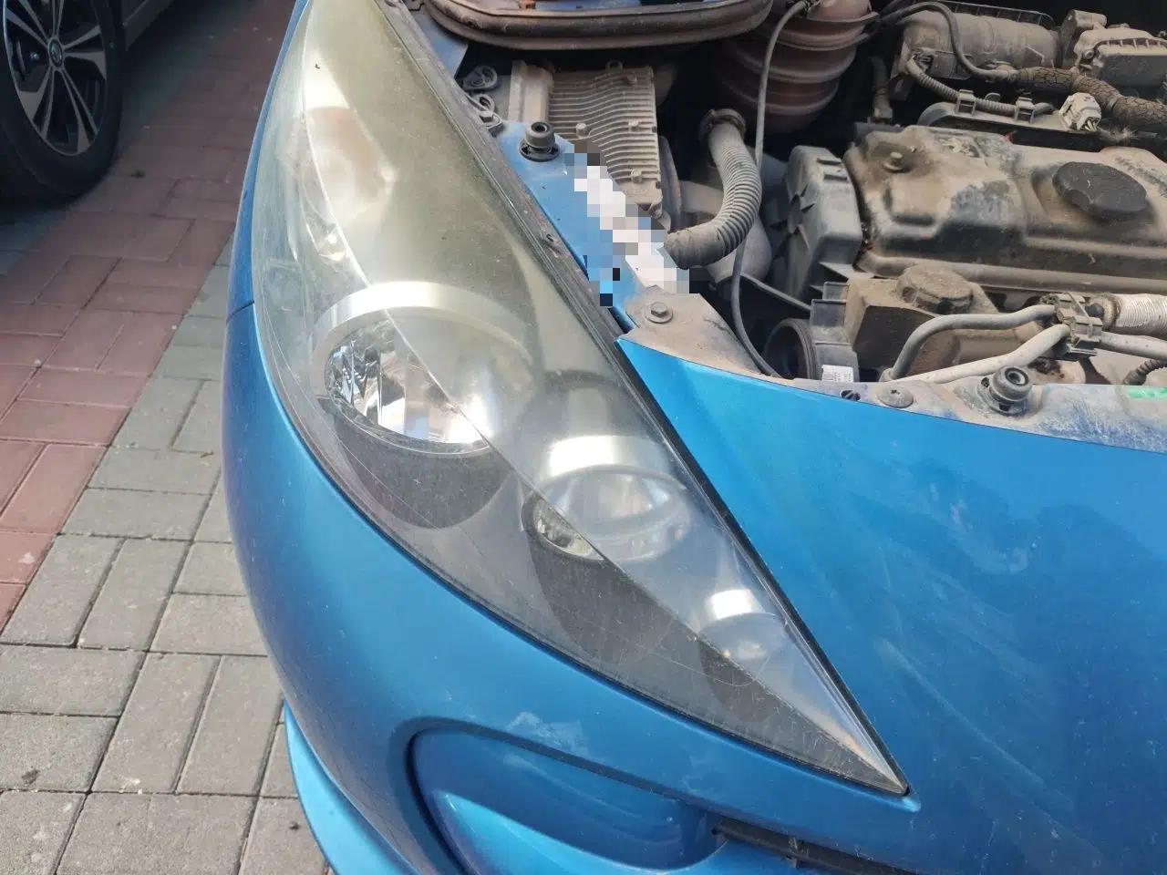 Peugeot 207 2011 Sedan 1.4L Manual Yule Edition — миниатюра 7