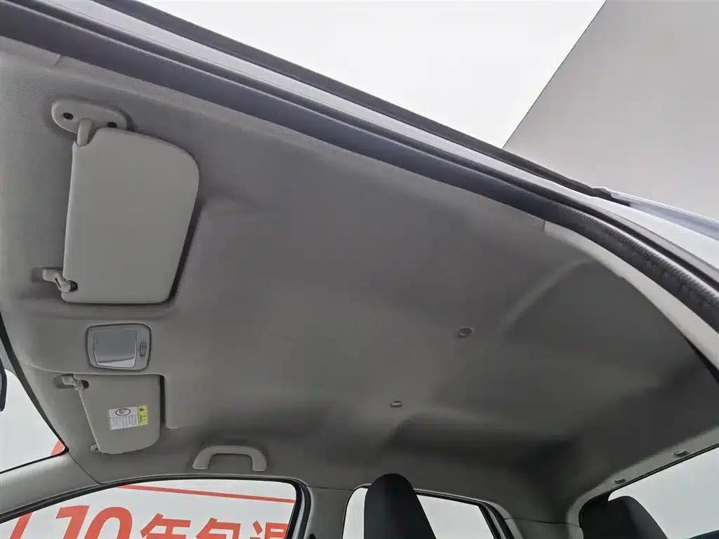 Yizhi EV2 2023 Auspicious Edition 201km Comfort Model — миниатюра 14