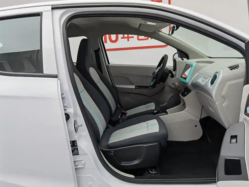 Yizhi EV2 2023 Auspicious Edition 201km Comfort Model — миниатюра 23