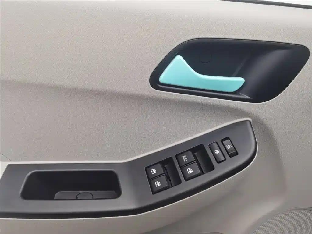 Yizhi EV2 2024 Model 201km Luxury — миниатюра 9
