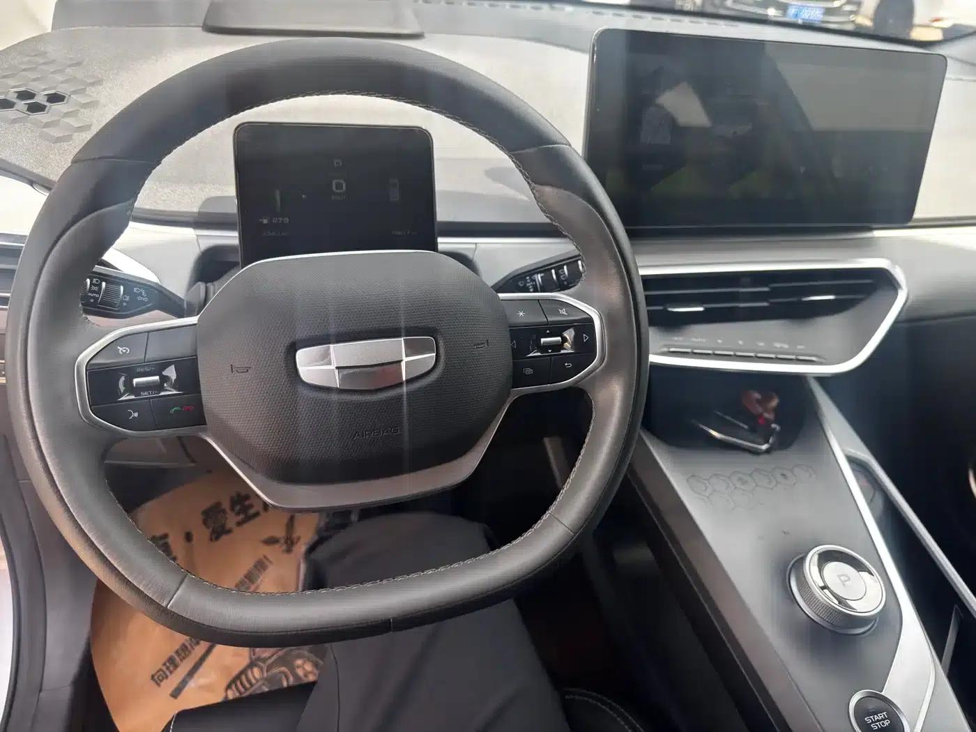 Geely Geometry C 2021 C550 Power Edition — миниатюра 8