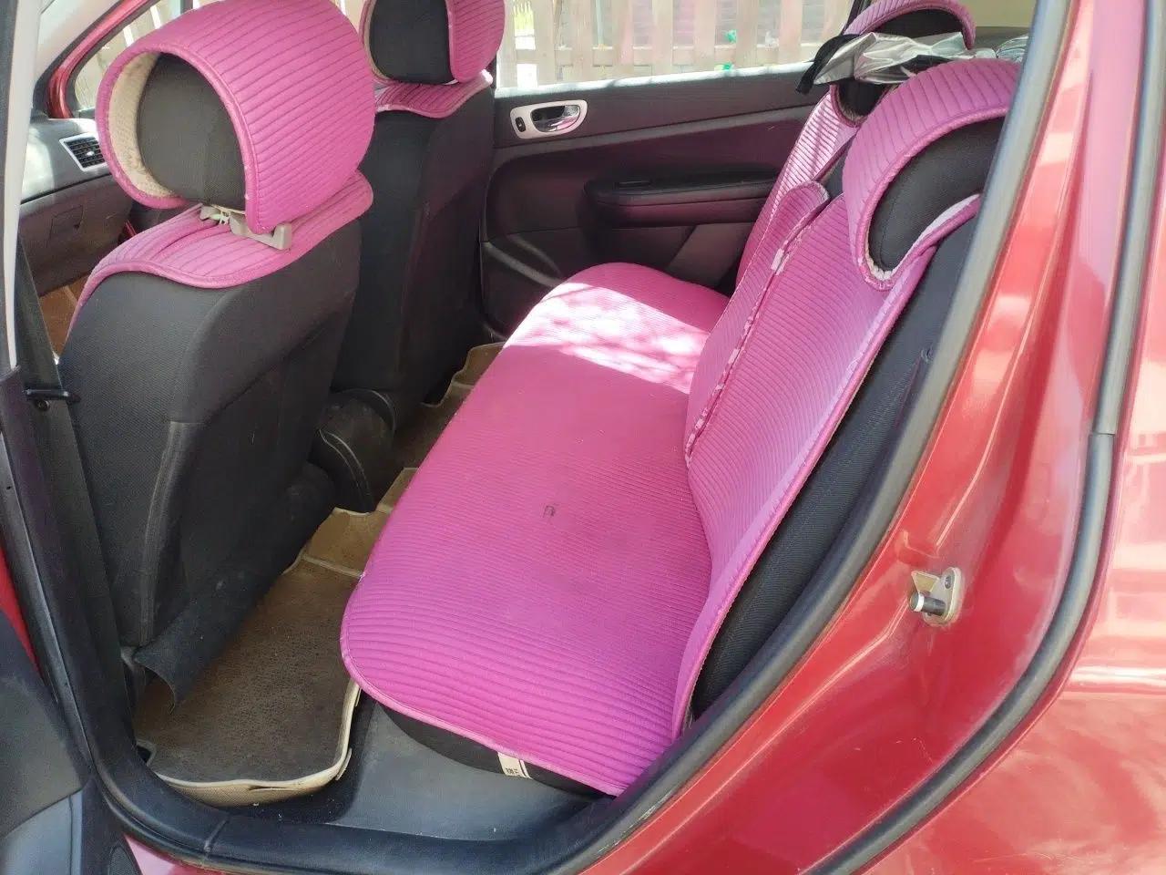 Peugeot 307 2012 Hatchback 1.6L Automatic Comfort Edition — миниатюра 18