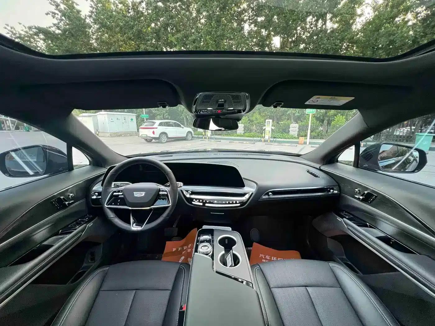 iQ Ruige 2024 Rear-Wheel Drive Standard Range Luxury Edition — миниатюра 15