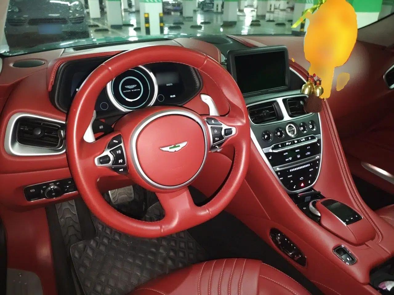AstonMartin DB11 2019 4.0T V8 Coupe — миниатюра 11