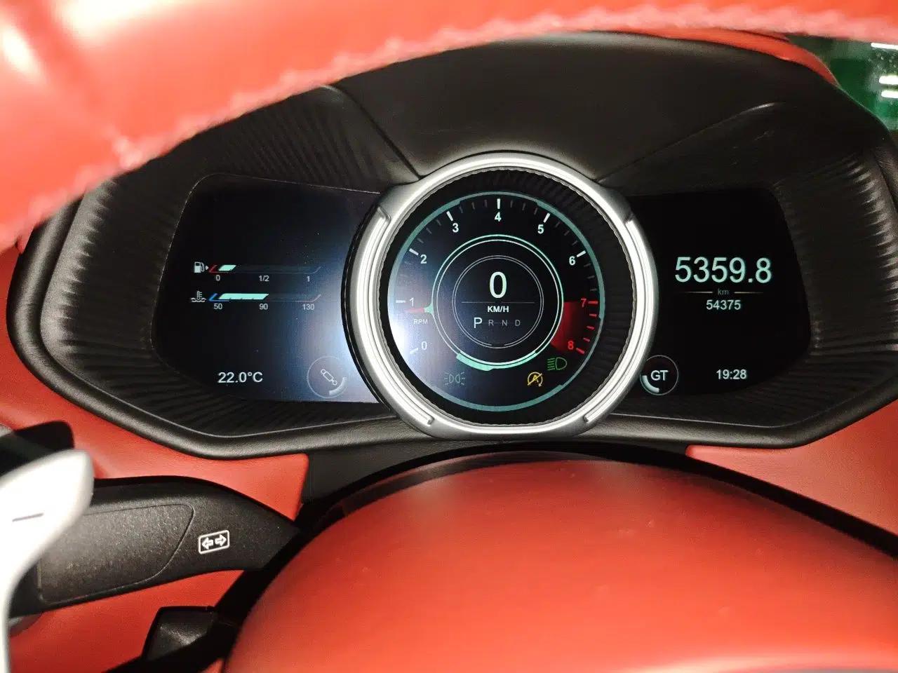 AstonMartin DB11 2019 4.0T V8 Coupe — миниатюра 12