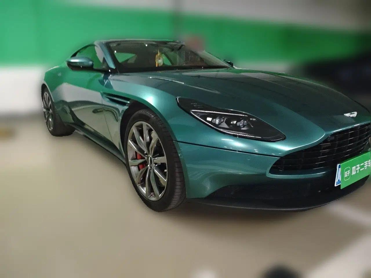 AstonMartin DB11 2019 4.0T V8 Coupe — миниатюра 3