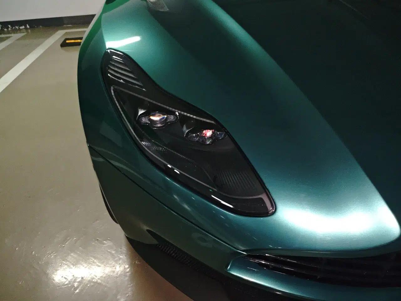 AstonMartin DB11 2019 4.0T V8 Coupe — миниатюра 7