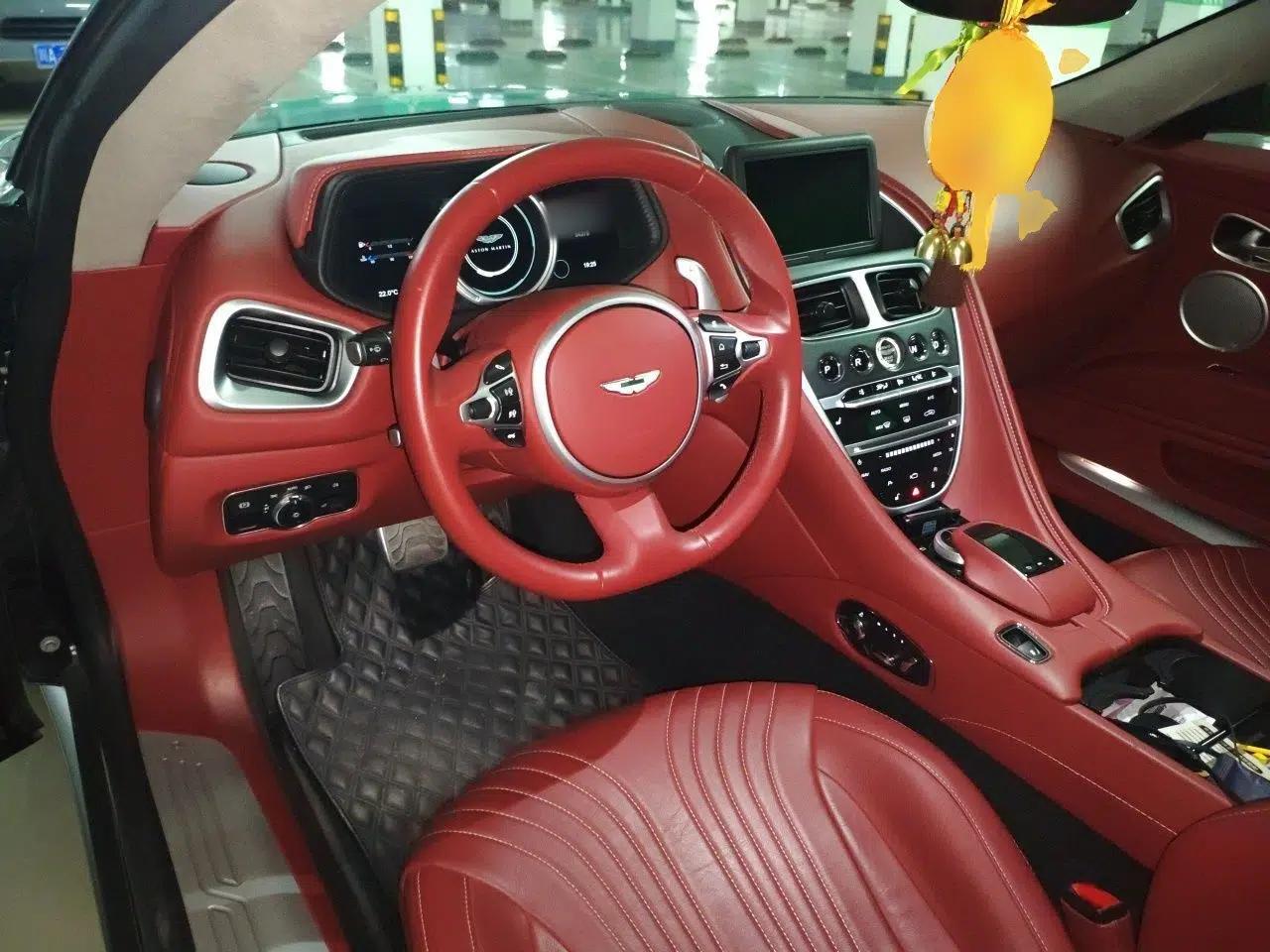 AstonMartin DB11 2019 4.0T V8 Coupe — миниатюра 10