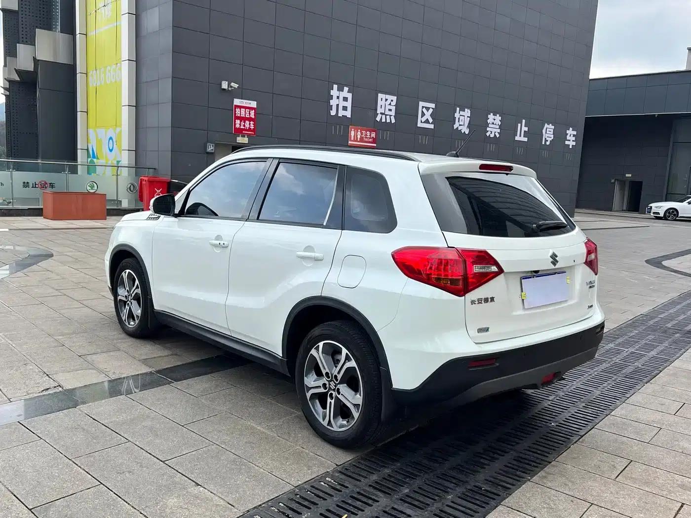 Vitara 2016 1.4T Automatic 4WD Elite — миниатюра 10