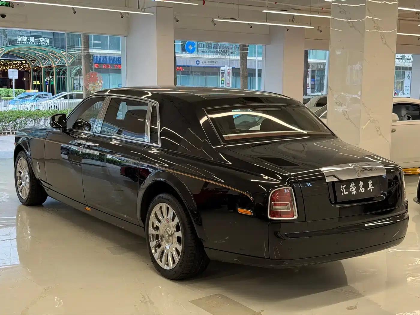 2013 Phantom 6.7L Extended Wheelbase (EWB) — миниатюра 13