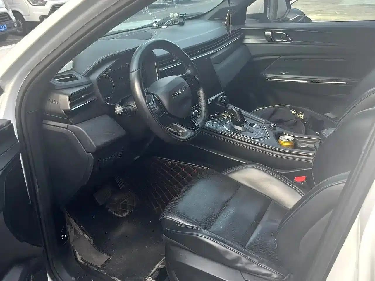 Lynk & Co 01 EM-P 2022 1.5TD PHEV Plus — миниатюра 5