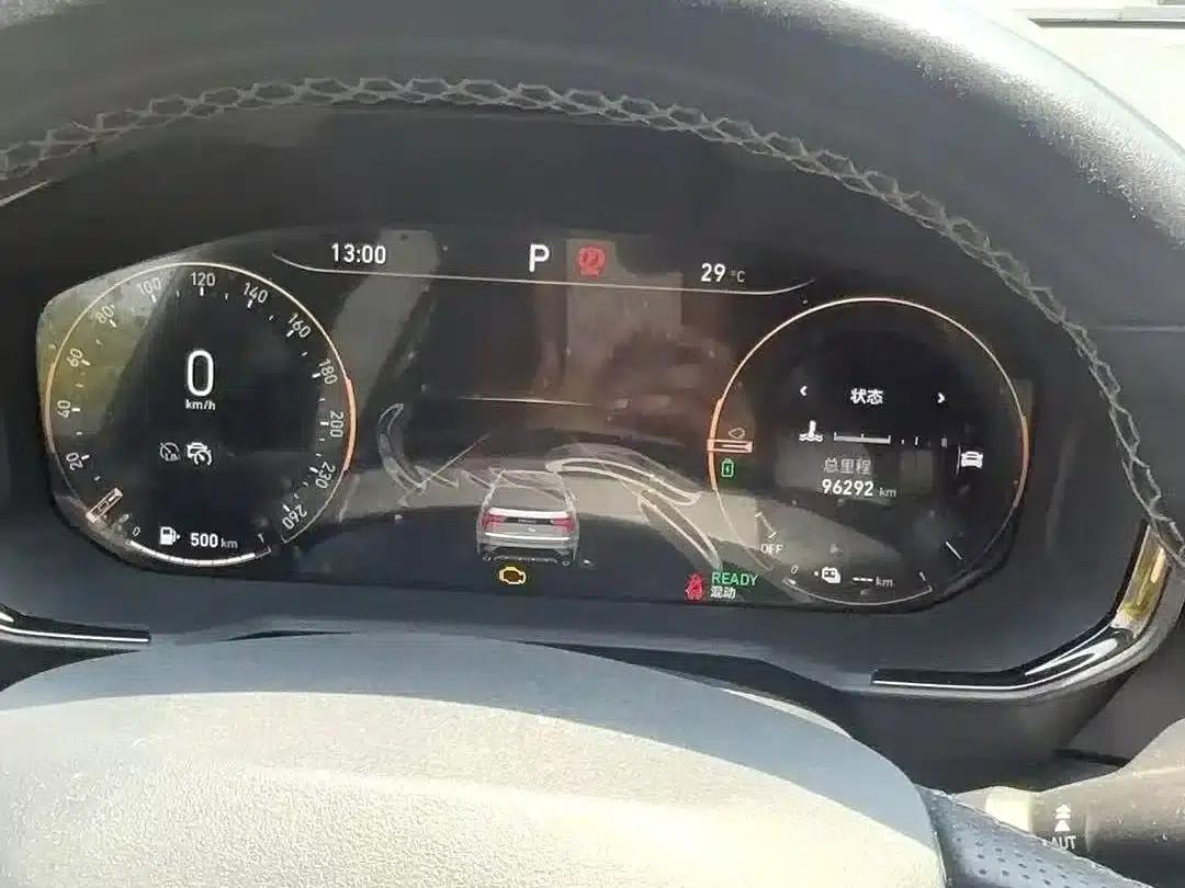 Lynk & Co 01 EM-P 2022 1.5TD PHEV Plus — миниатюра 8