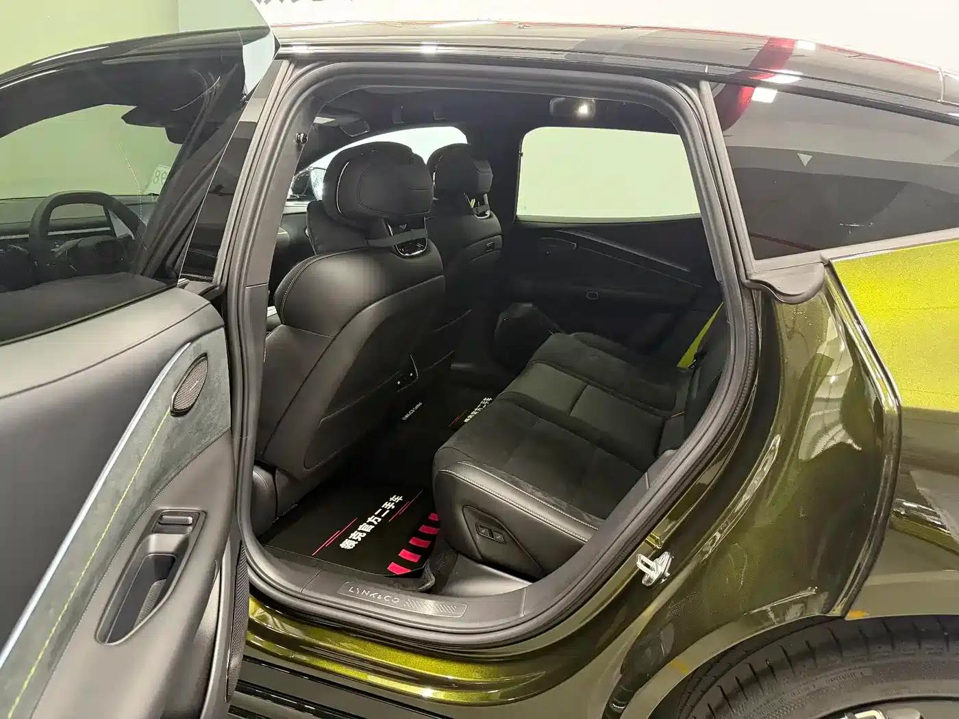 Lynk & Co 10 2025 240 AWD Ultra Sport Edition H7 — миниатюра 10