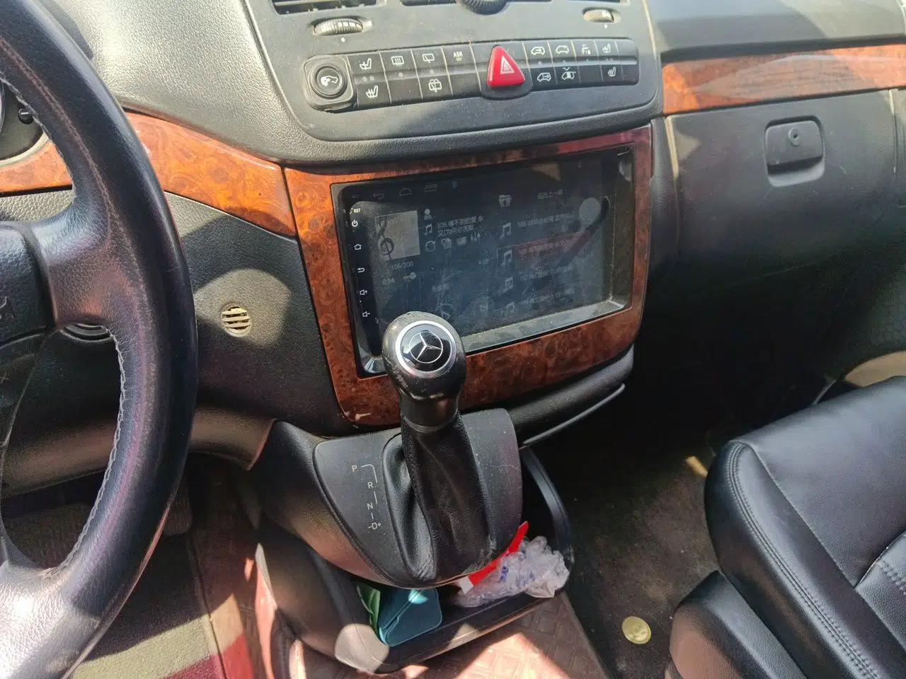 Mercedes-Benz Viano 2010 2.5L Prestige Edition — миниатюра 14