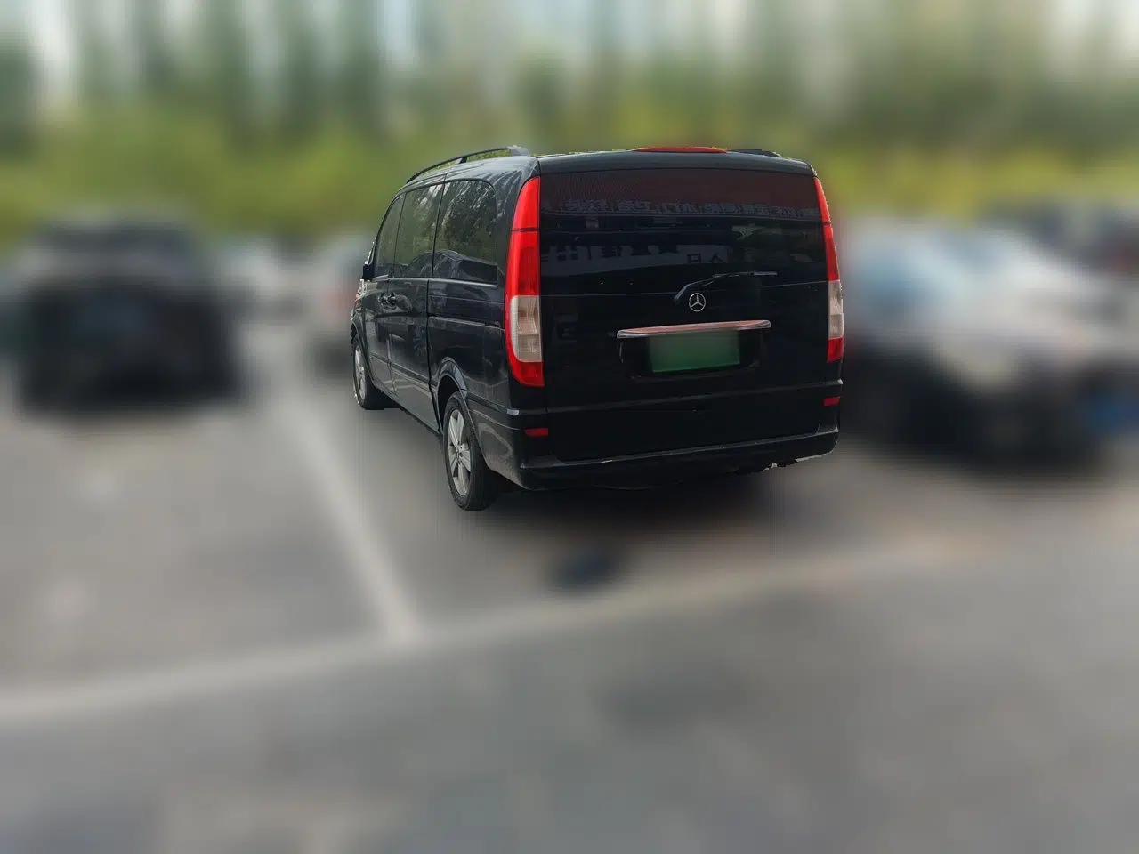 Mercedes-Benz Viano 2010 2.5L Prestige Edition — миниатюра 4