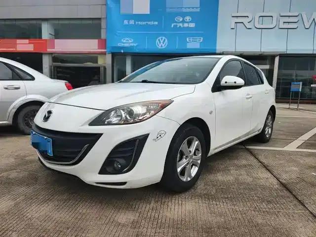 Mazda3 Axela 2015 Hatchback 1.6L Automatic Elite