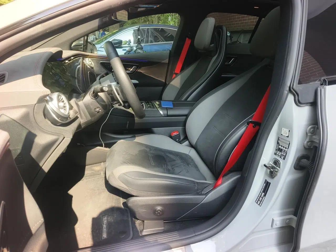 Mercedes-Benz EQE AMG 2023 AMG EQE 53 4MATIC+ — миниатюра 16